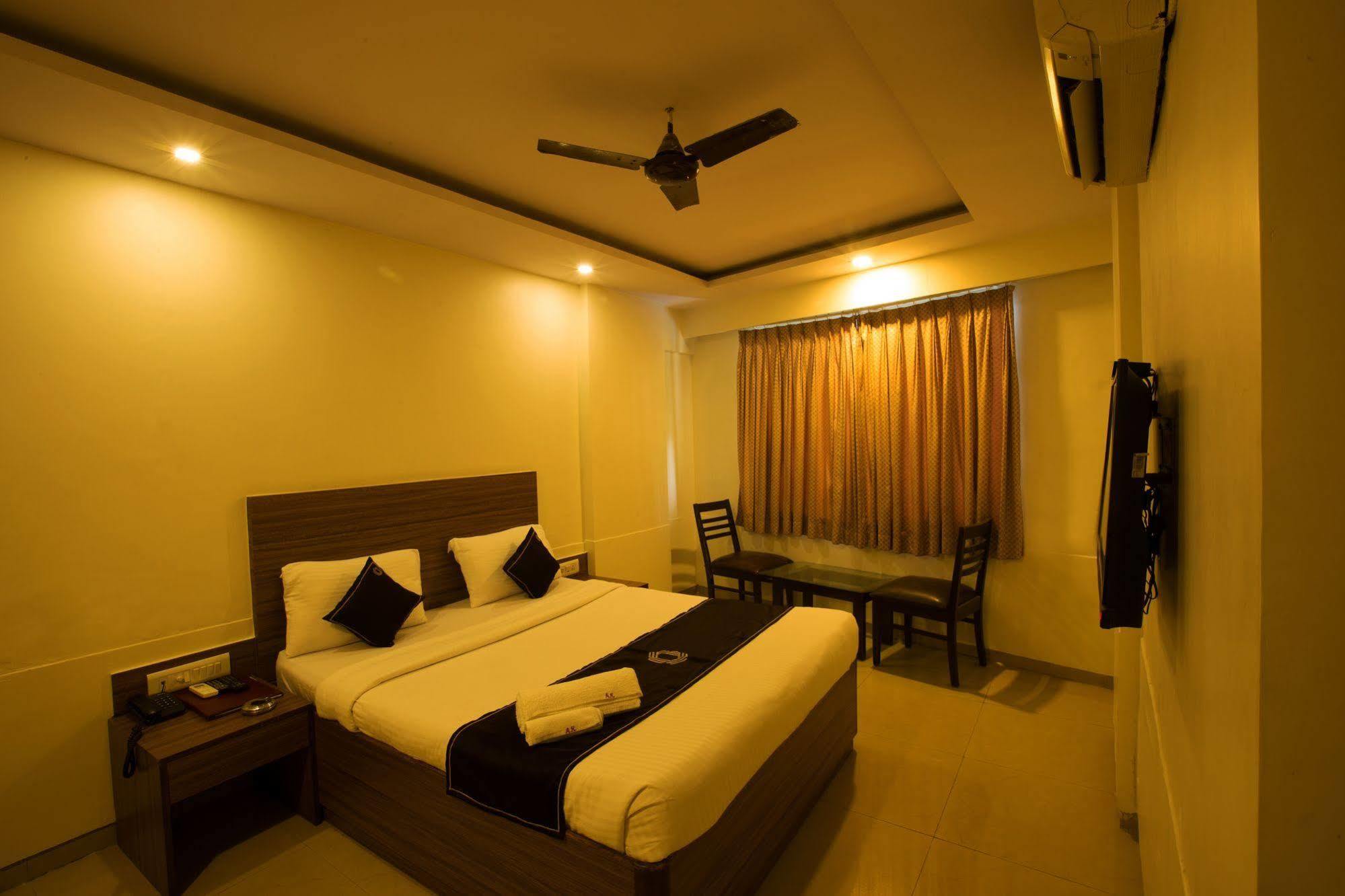 مومباي Hotel Ace Residency المظهر الخارجي الصورة